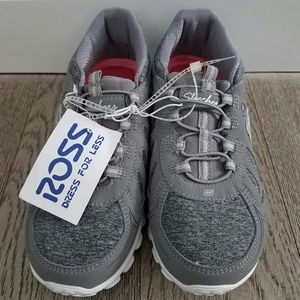 Skechers slip on shoes